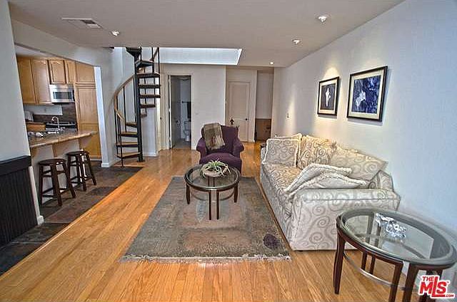 1st image of 1833 Fairburn Ave APT 304