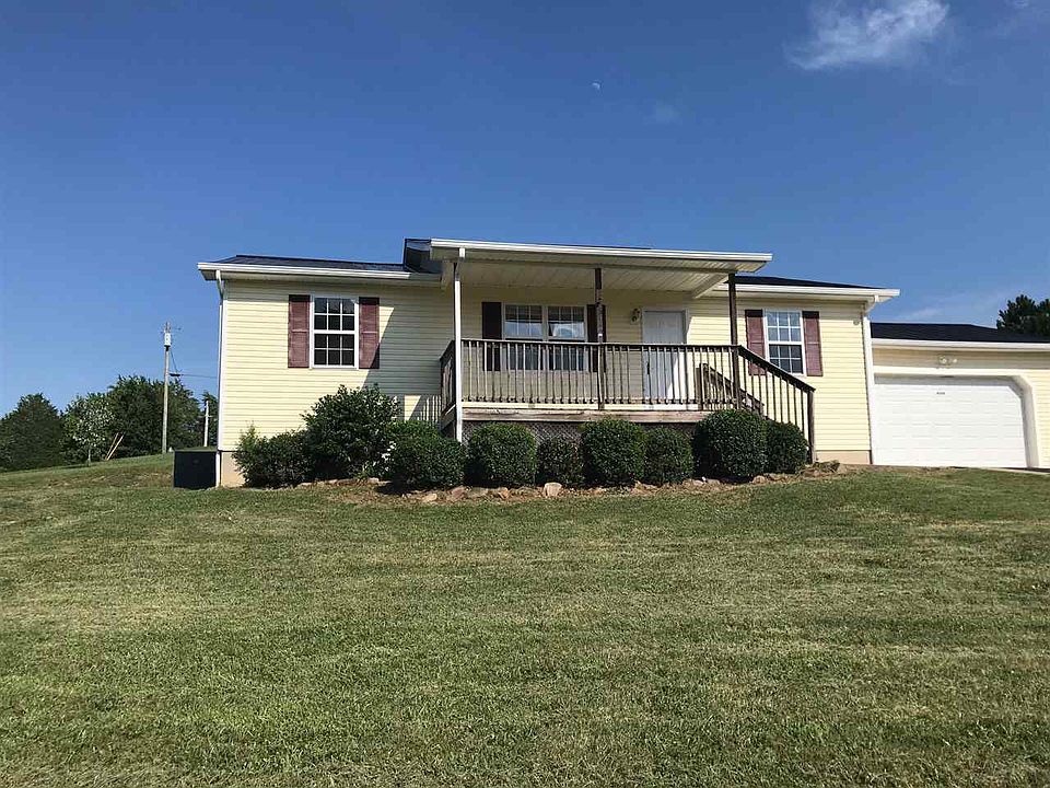 1st image of 105 Willow Creek Dr