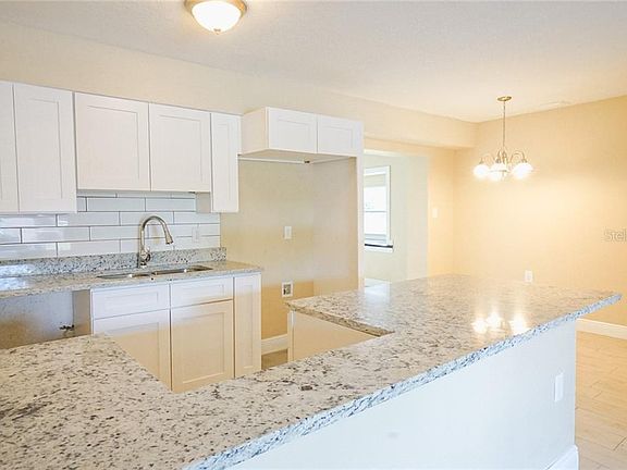 3rd image of 1415 Heber Cir