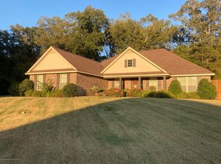 2282 Lesterfield Pl, Southaven, MS 38651