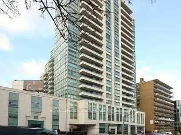 212 Eglinton Ave E, Toronto, ON
