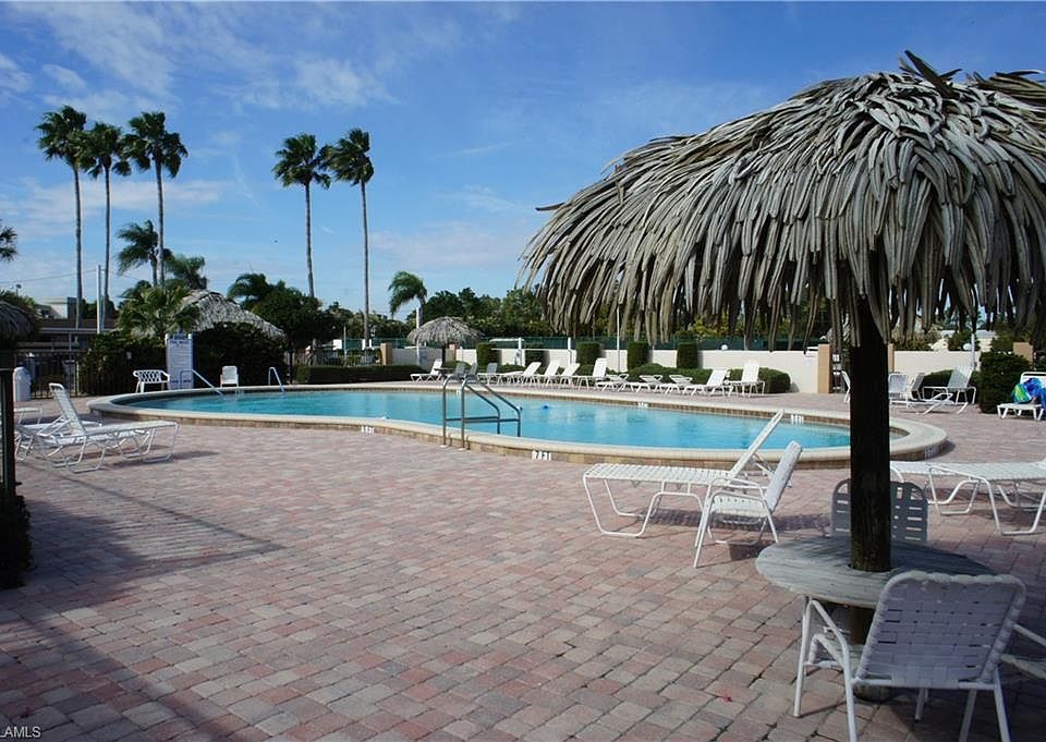 1st image of 7430 Lake Breeze Dr APT 407