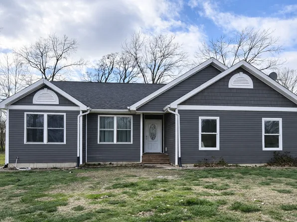 1309 Broadway St, Willisville, IL 62997