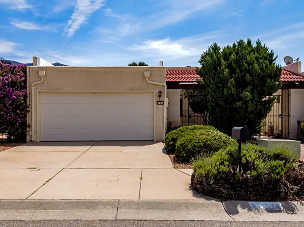 1022 Omaha St NE, Albuquerque, NM 87112