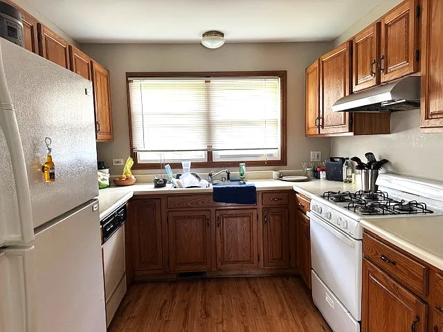 3448 Grandville Ave — Photo 3