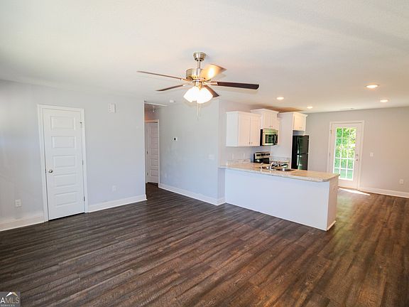 3rd image of 144 Bull Bay Dr