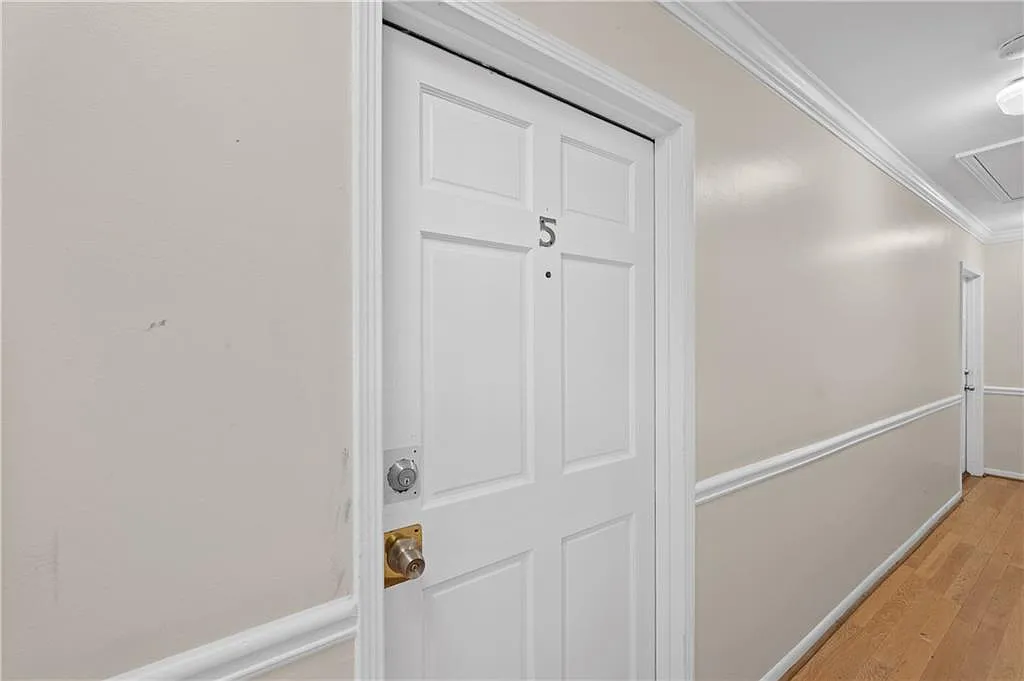 1 bed, 1.0 bath, 600 sqft, $1,000 — Photo 1