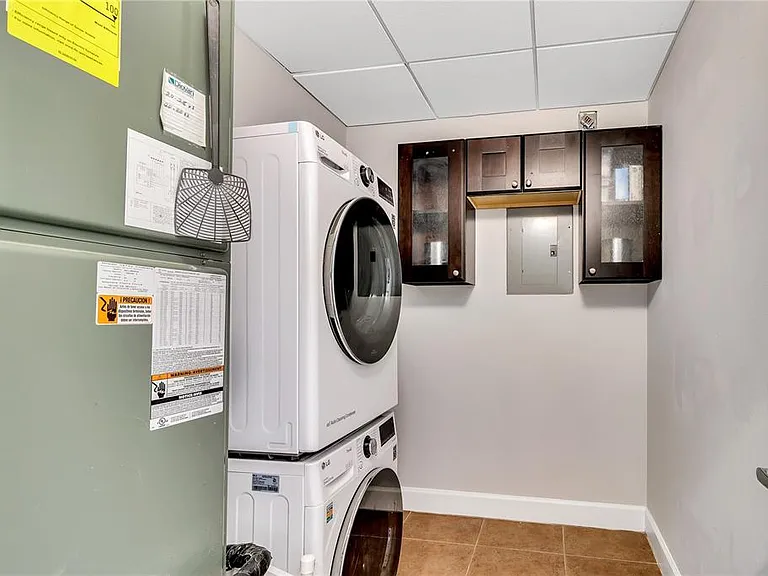 151 E Washington St #5B — Photo 24