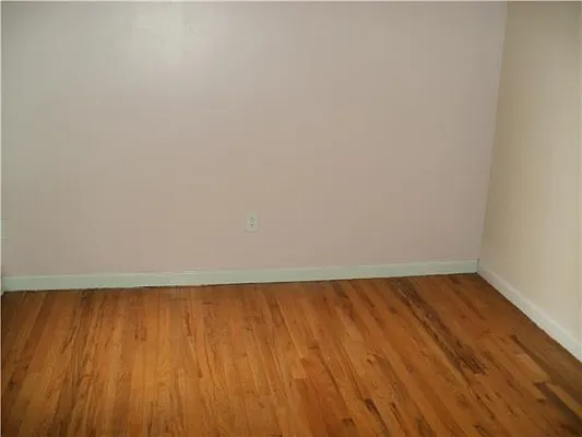 Rented by Lucien Perry | media 15