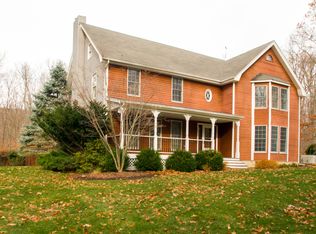 6 Beechwood Rd, Columbia, NJ 07832