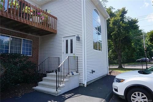 3rd image of 3200 Madison Ave Unit 1