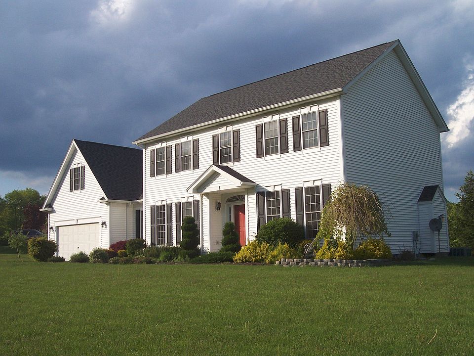 1st image of 38 Woodfield Dr