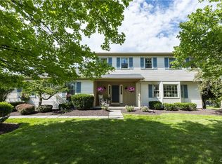 8243 Drinkwater Ln, Manlius, NY 13104