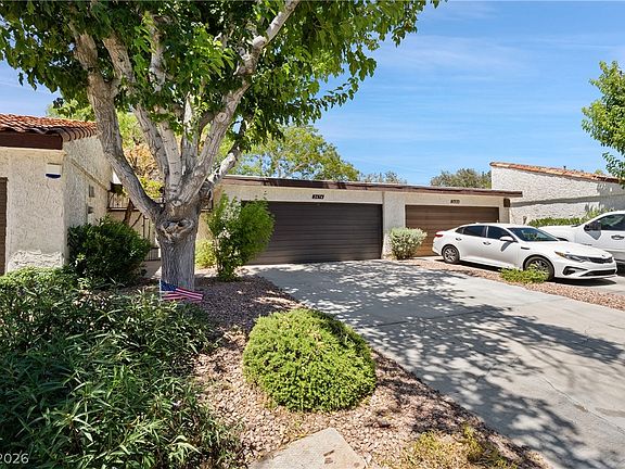 2nd image of 2674 San Martin Ct
