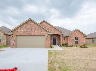 1008 SW 13th St, Moore, OK 73160