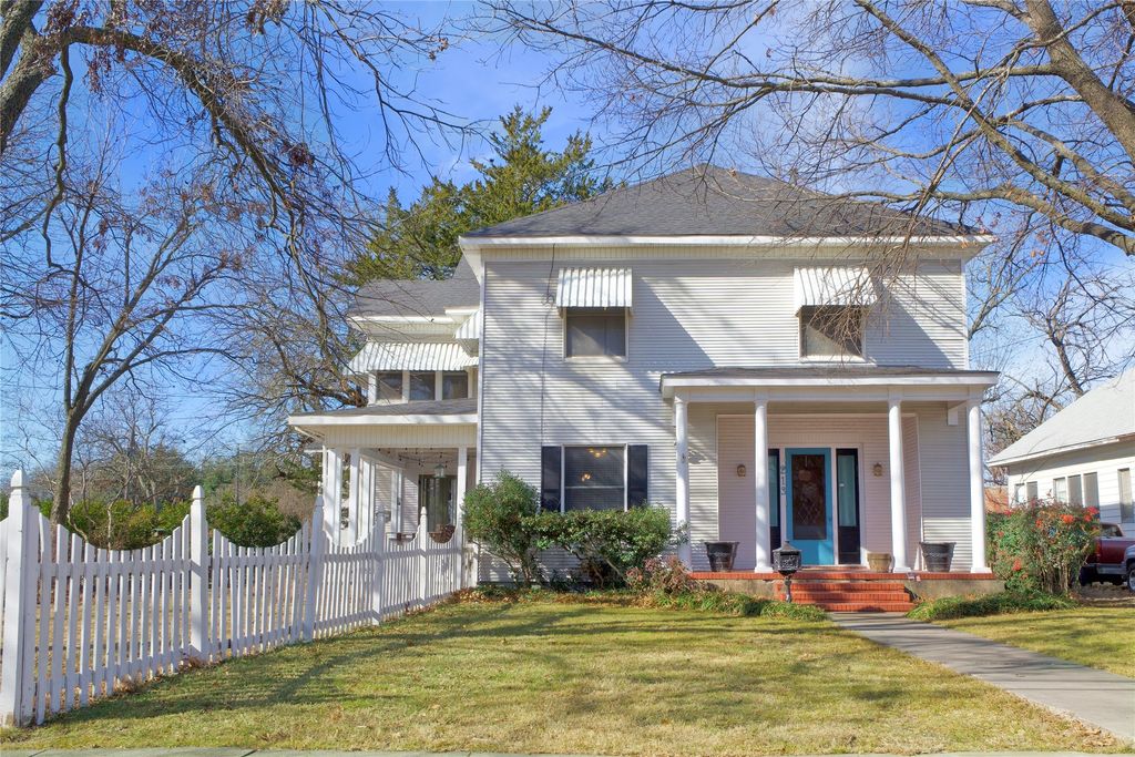 213 S Clements St, Gainesville, TX, Gainesville