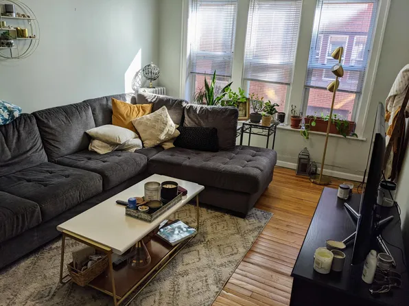 1948 N Spaulding Ave APT 1B, Chicago, IL 60647