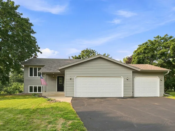 1213 W 158th St, Burnsville, MN 55306