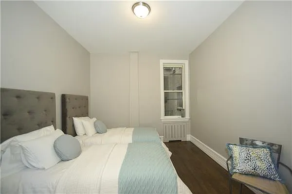 Sold by BARNES New York | media 24