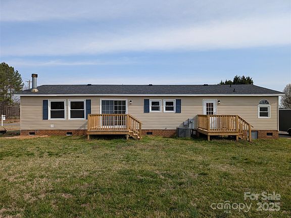 4th image of 7051 Maple Glen Dr