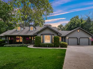 25115 W Cedarwood Ln, Ingleside, IL 60041