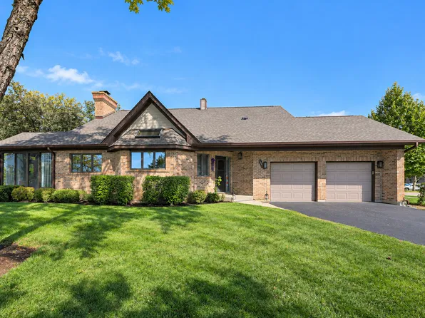 1801 Monterey Ct, Hoffman Estates, IL 60169