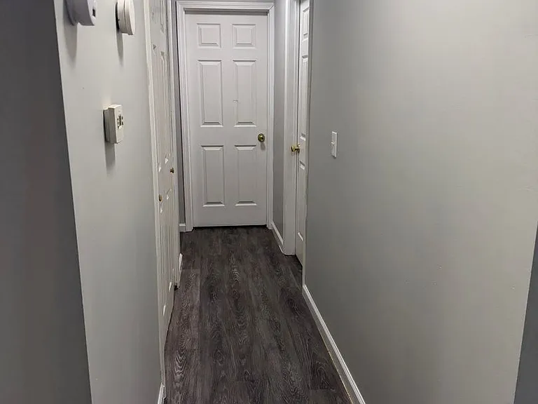 2730 Dorothy Ave NE — Photo 8