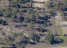 4th image of 417 Johns Ave
