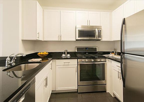 2nd image of 101 W End Ave APT 032D