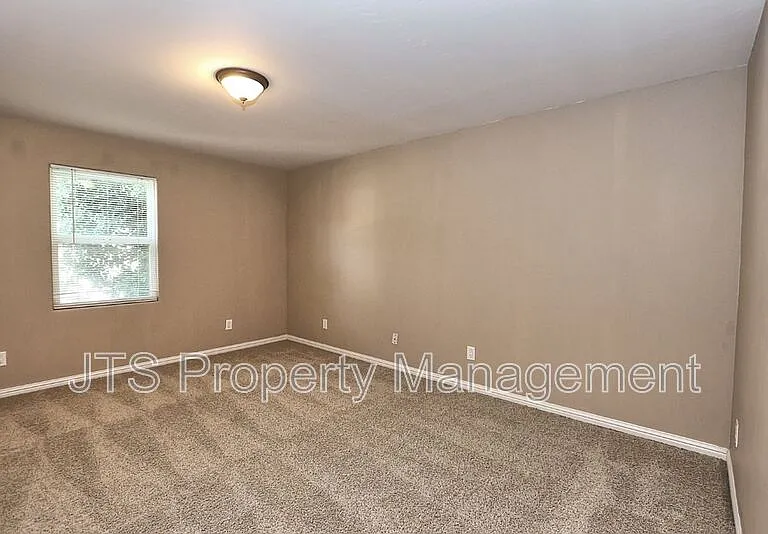 3657 24th St — Photo 57