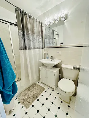 Rented by Douglas Elliman | media 30