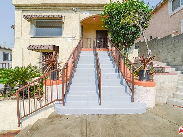 527 N Cummings St — Photo 15