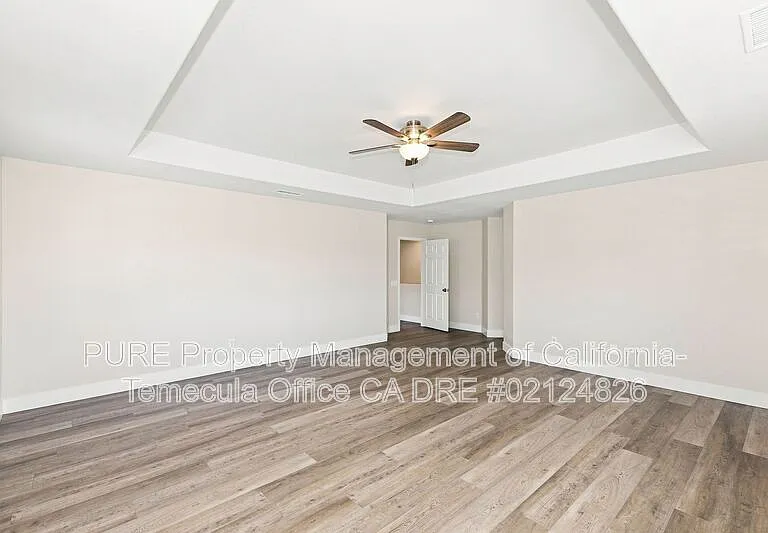 33926 Channel St — Photo 9