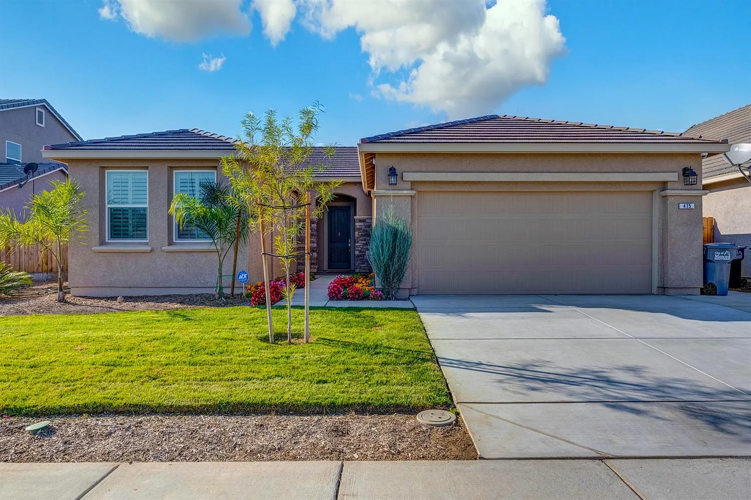 475 Carly Anne Dr photo 1