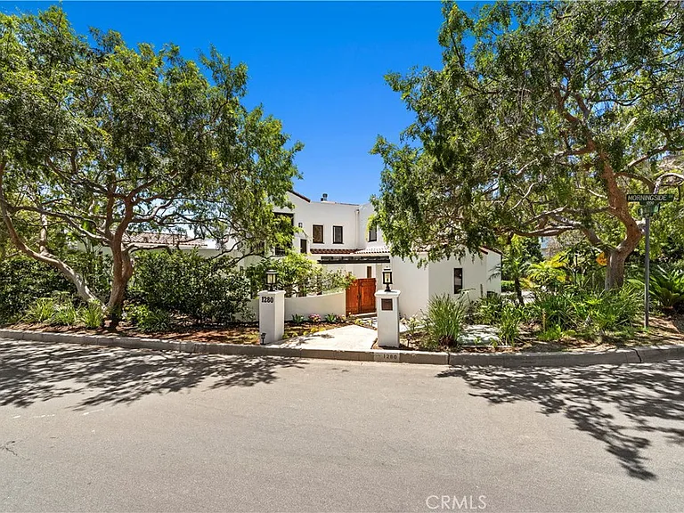 1280 Morningside Dr — Photo 36