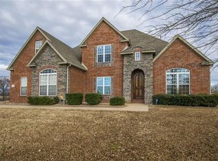 2694 Westminster Ln, Springdale, AR 72762