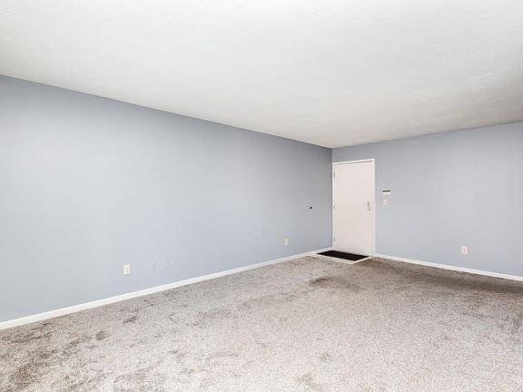 5th image of 8790 Carrousel Park Cir Unit 141