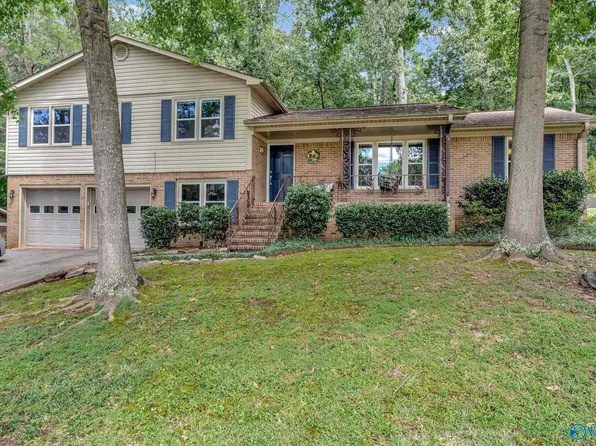 11307 Mountaincrest Dr SE, Huntsville, AL 35803
