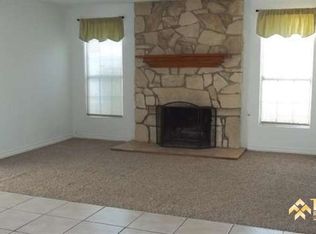 369 Cameron St, Santa Paula, CA 93060