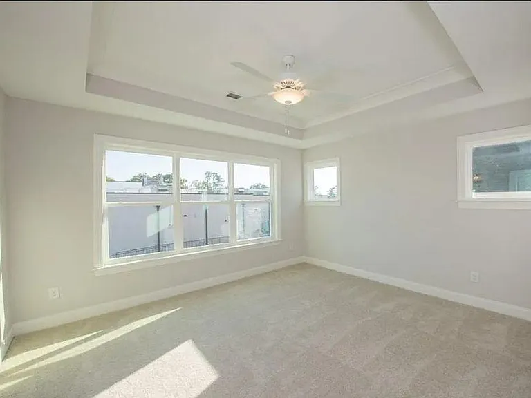 561 Waterpoint Way — Photo 7