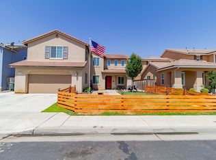 1714 Graybark Ave, Clovis, CA