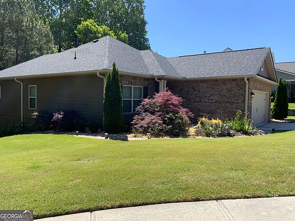 4th image of 832 Hidden Hollow Cir
