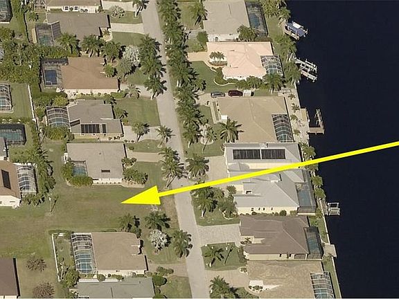 5th image of 4930 SW 26th Pl