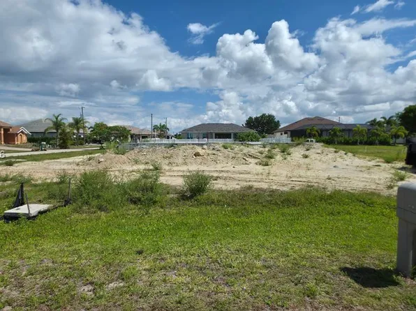 1809 NW 37th Pl, Cape Coral, FL 33993
