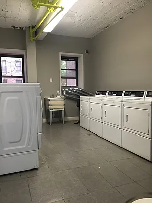 Rented by Bruma Realty LLC | media 7