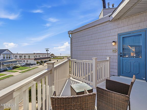 4th image of 621 Ocean Avenue #214