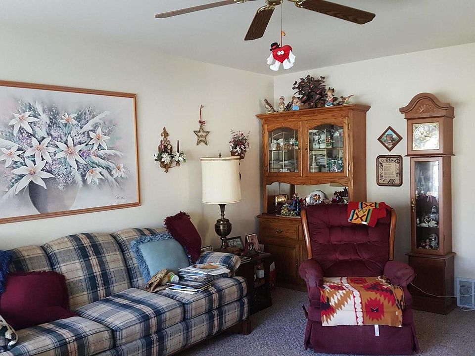 1st image of 892 Lois Ct