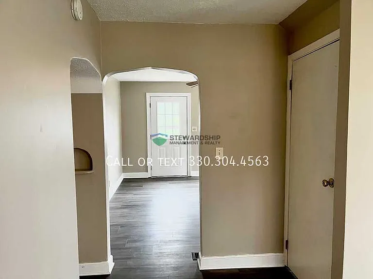 133 Catherine St — Photo 2