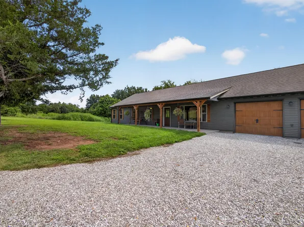 10350 N Evert School Rd, Harrisburg, MO 65256