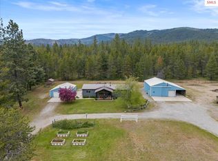 433 Shamar Dr, Blanchard, ID 83804